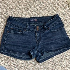 LEVI’S | Jean Shorts Size 7